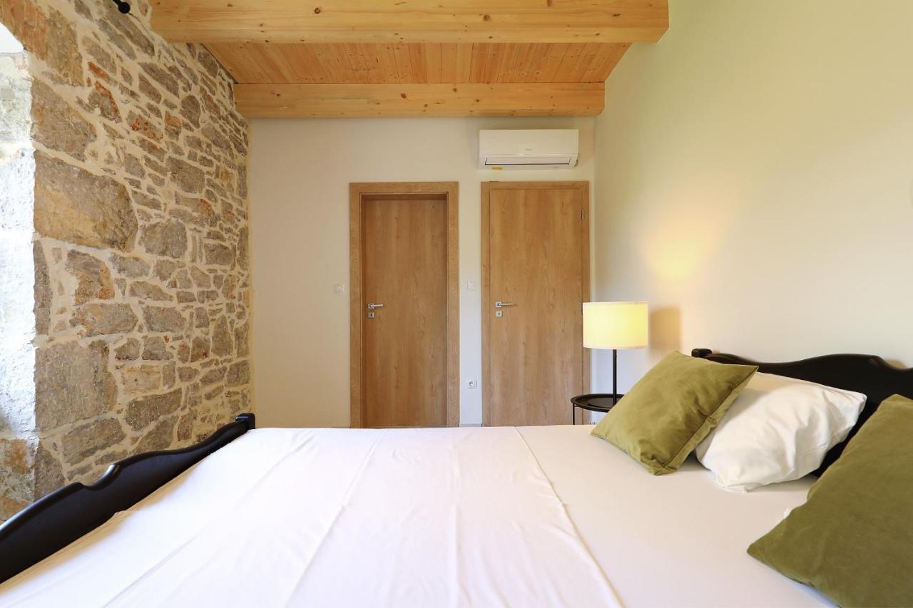 Villa Mira With A Heated Pool And A Sea View Božava Dış mekan fotoğraf