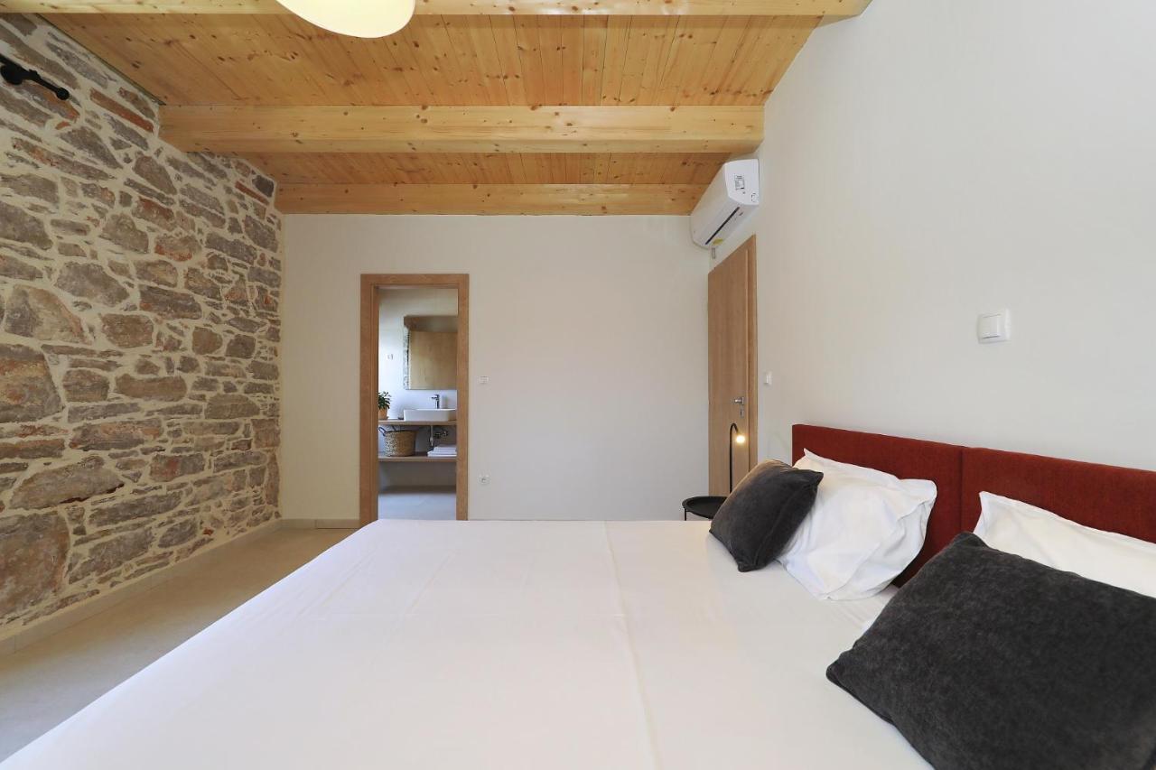 Villa Mira With A Heated Pool And A Sea View Božava Dış mekan fotoğraf