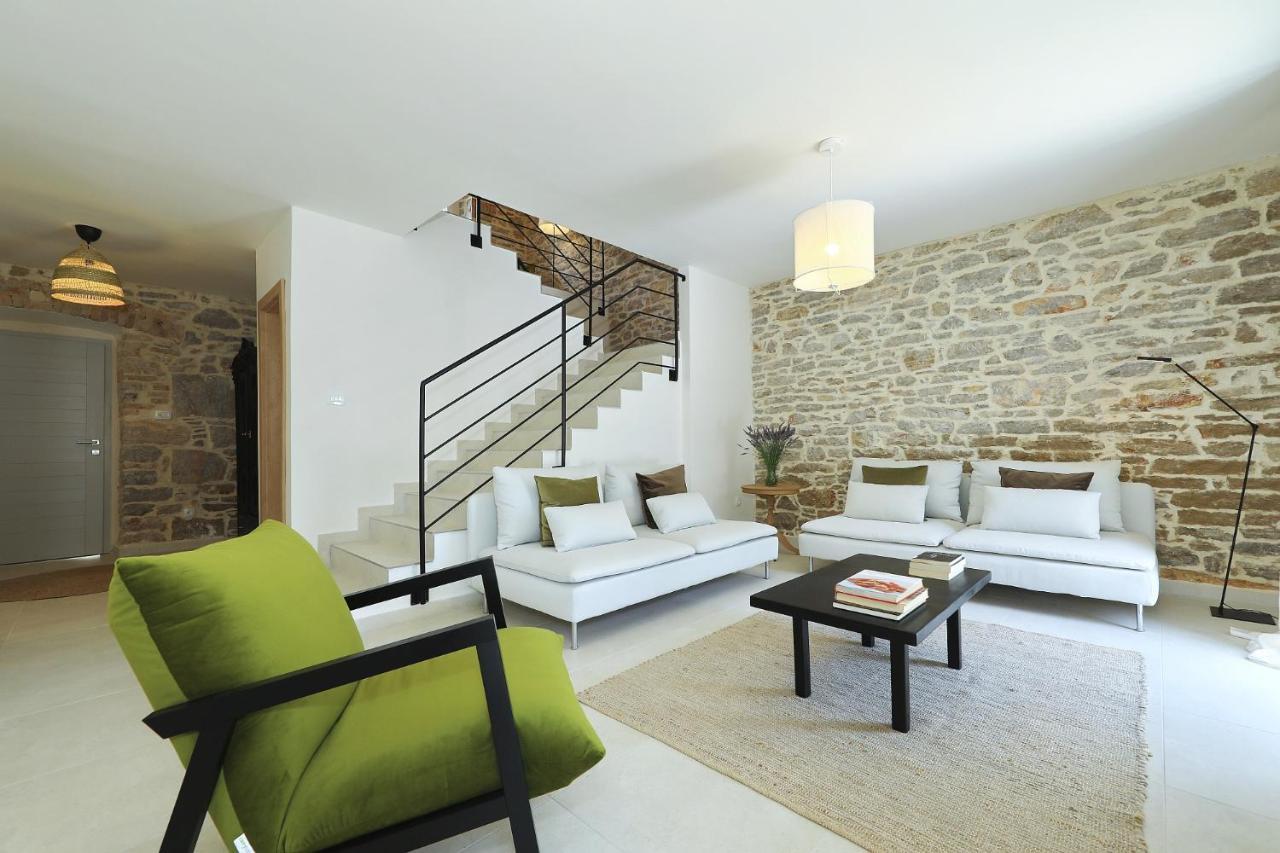 Villa Mira With A Heated Pool And A Sea View Božava Dış mekan fotoğraf